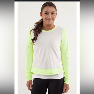 Lululemon Pullover size 8